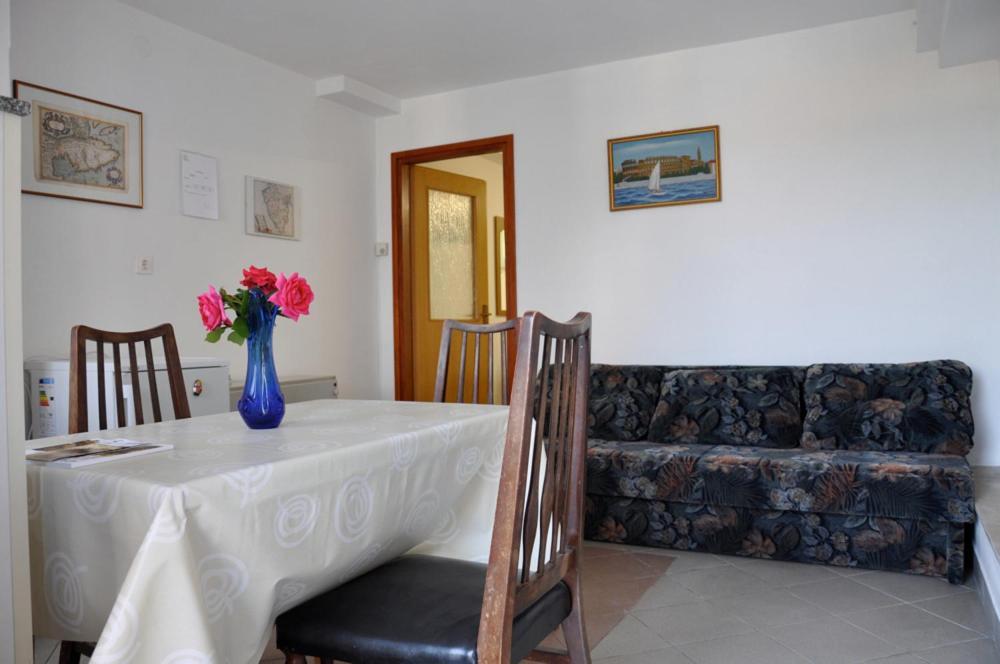 Apartment Bilic Пула Стая снимка