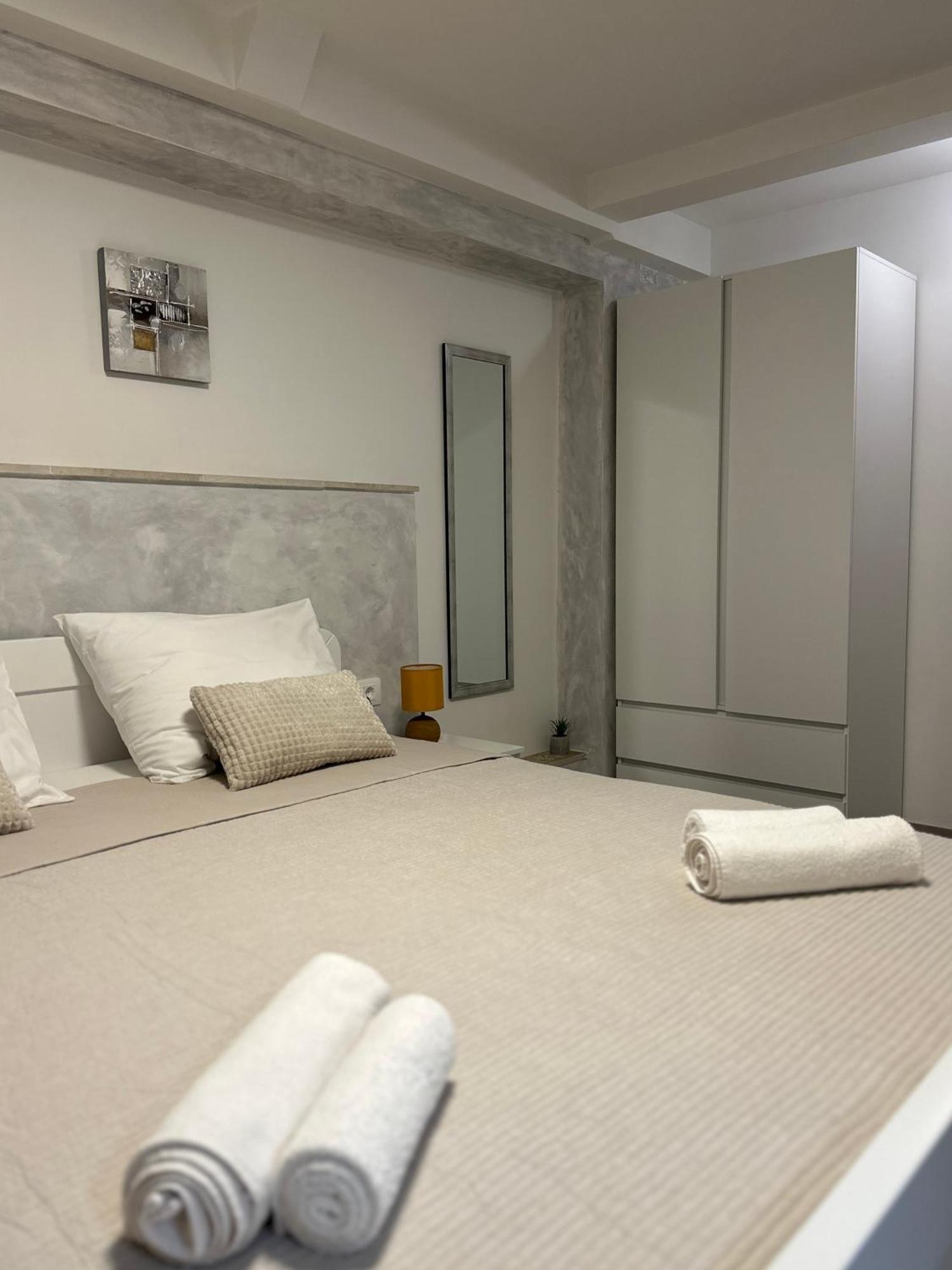 Apartment Bilic Пула Екстериор снимка