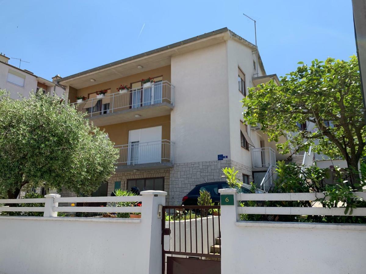 Apartment Bilic Пула Екстериор снимка